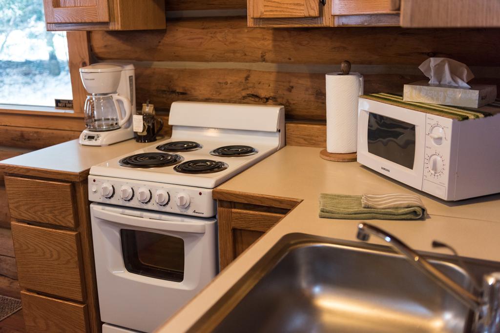 Western Pleasure Guest Ranch Sandpoint Extérieur photo