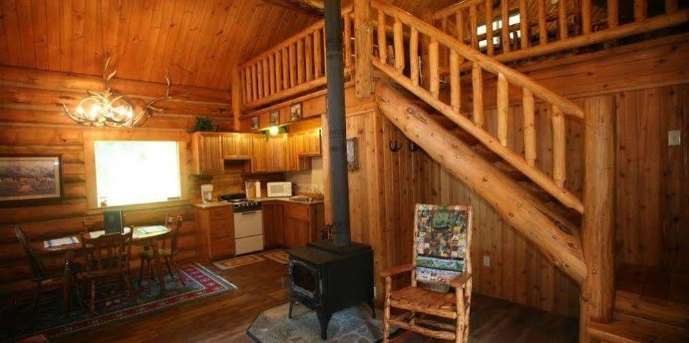 Western Pleasure Guest Ranch Sandpoint Extérieur photo